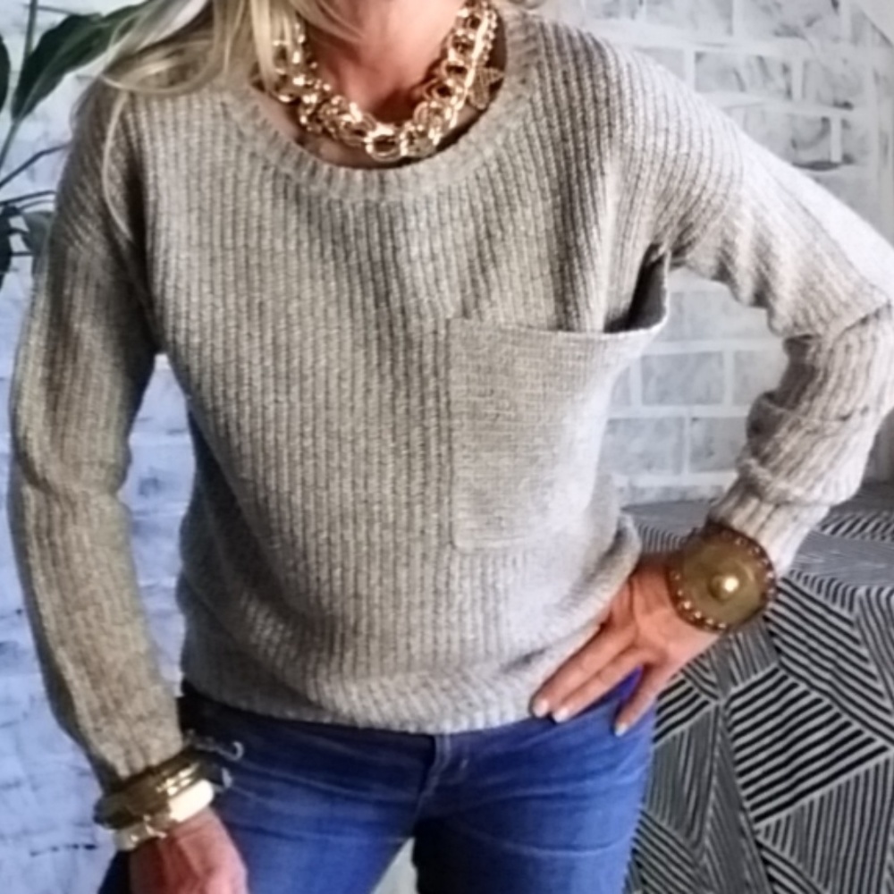 chunky knit sweater beige and cream size Small